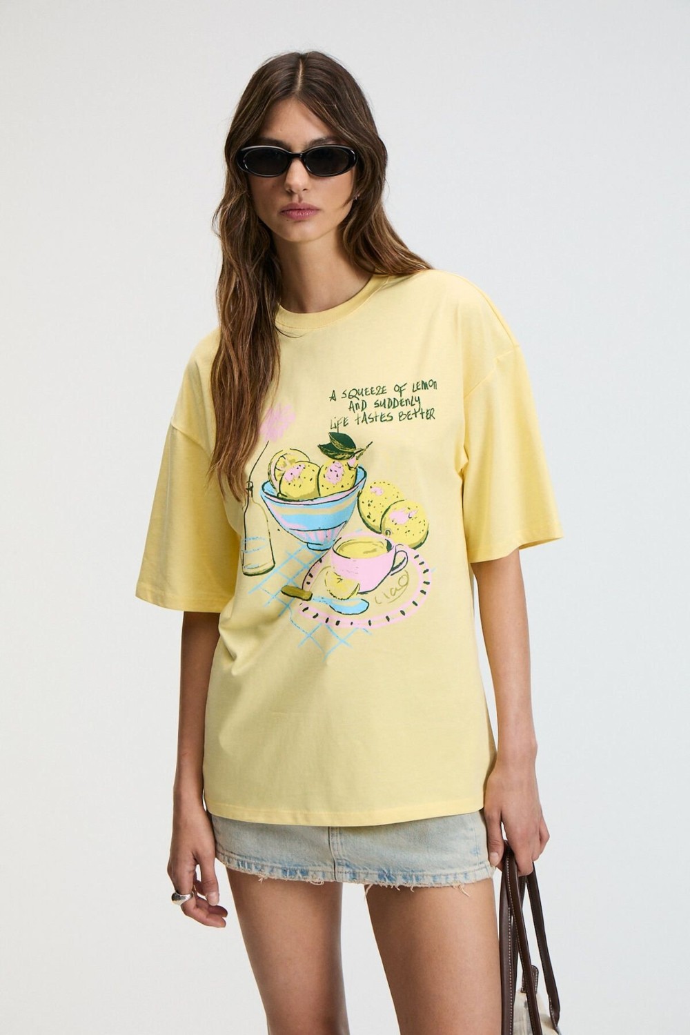 Grimelange NITZA Kadın %100 Pamuk Oversize Bisiklet Yaka Sarı T-Shirt görsel 3