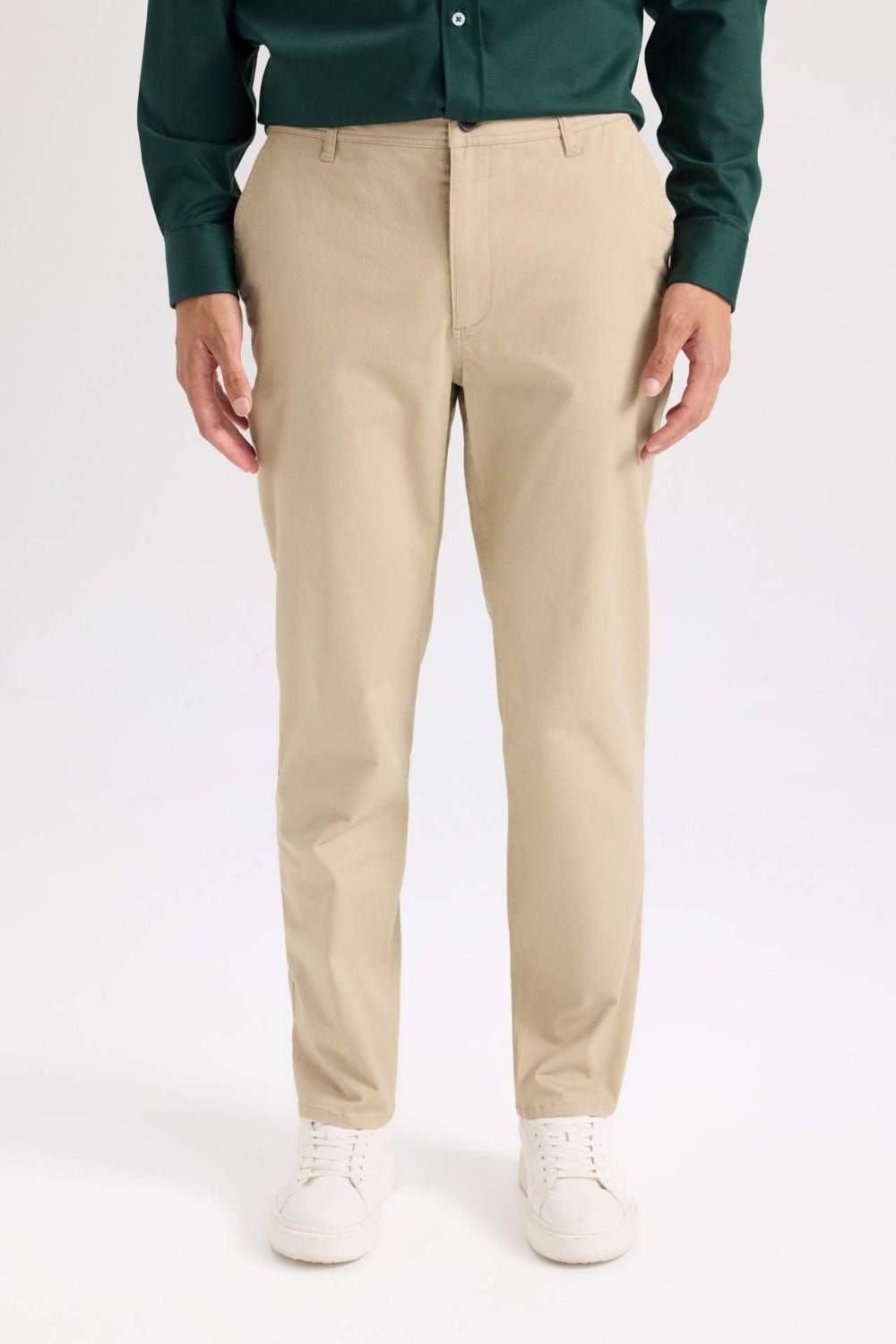 DeFacto Regular Fit Normal Kesim Yazlık Düz Paça Chino Kanvas Pantolon D7349AX25SP