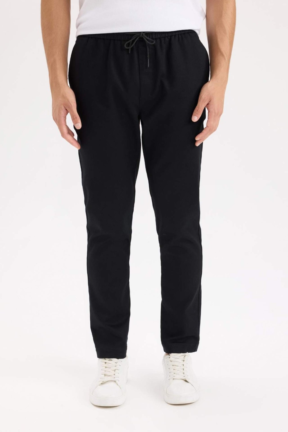 DeFacto Yazlık Jogger Pantolon Beli Bağcıklı Cepli D5966AX25SP