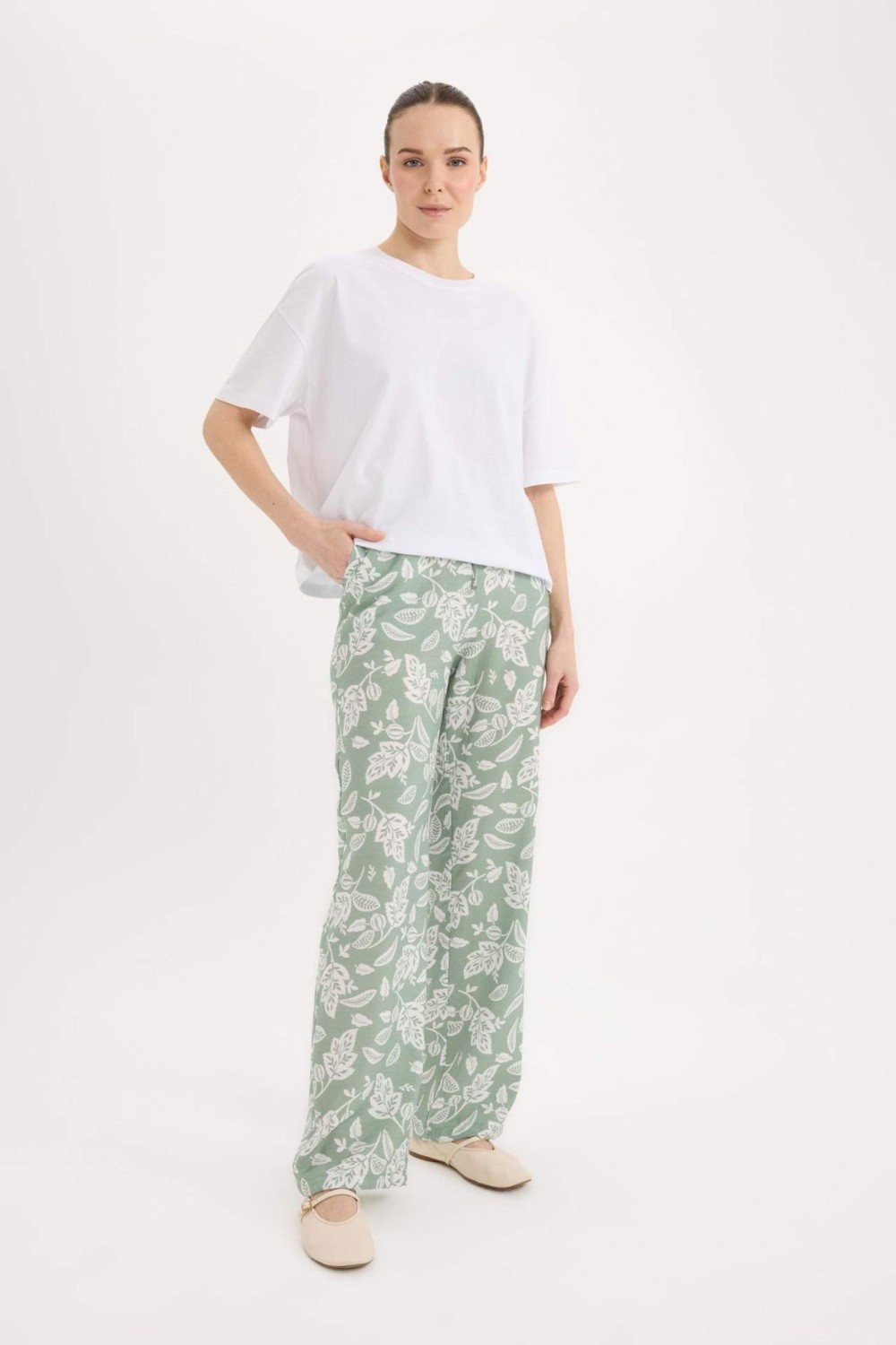DeFacto Wide Leg Geniş Bol Paça Desenli Yüksek Bel Pantolon C4042AX25SP görsel 3
