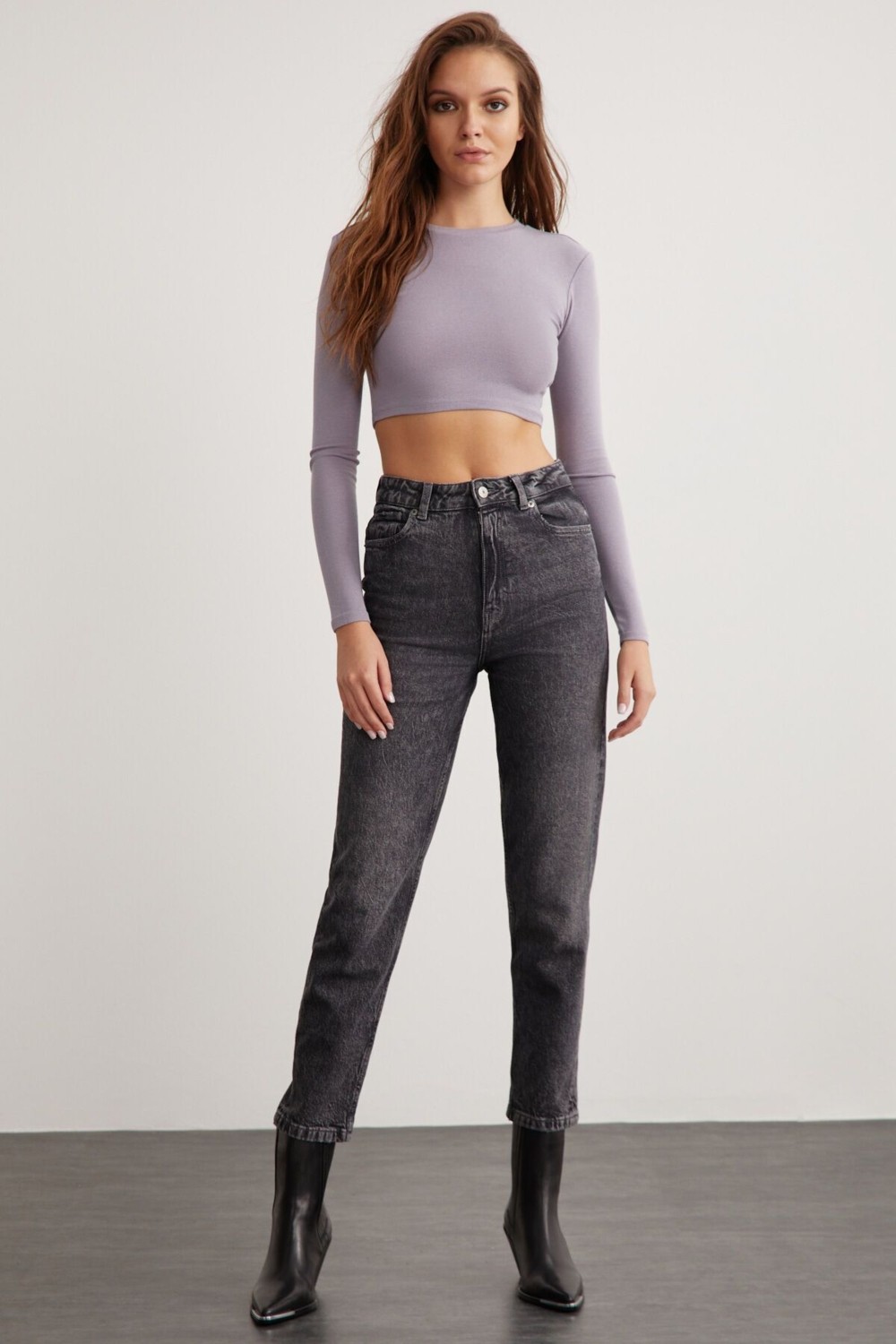 Grimelange Essıe Kadın Bisiklet Yaka Slim Fit Uzun Kollu Crop Siyah Büstiyer görsel 2