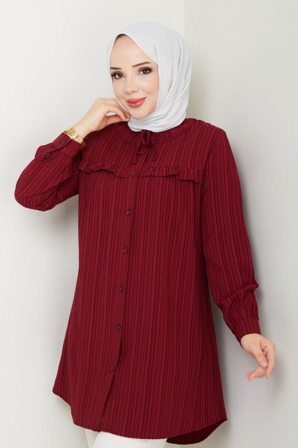 Pamuk Butik Kadın Yaka Detaylı Fırfırlı Robalı Gömlek -PMK429