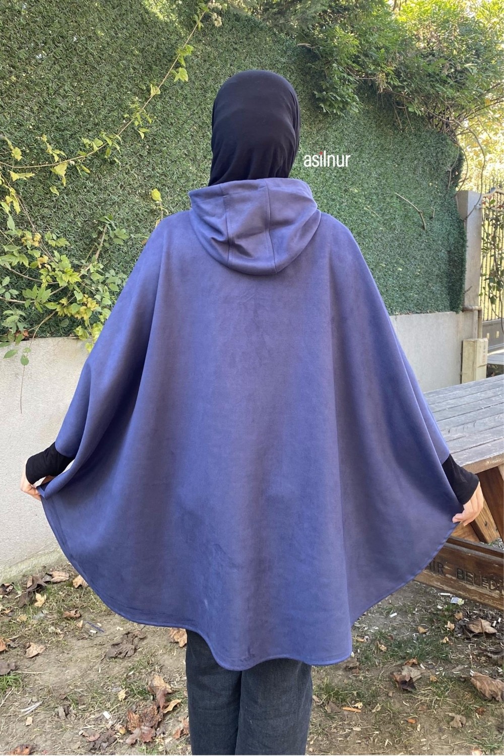 Asilnur Moda Süet Panço Kadın Lacivert Renkli Sıcak ve Zarif Tesettür Giyim Parçası görsel 5