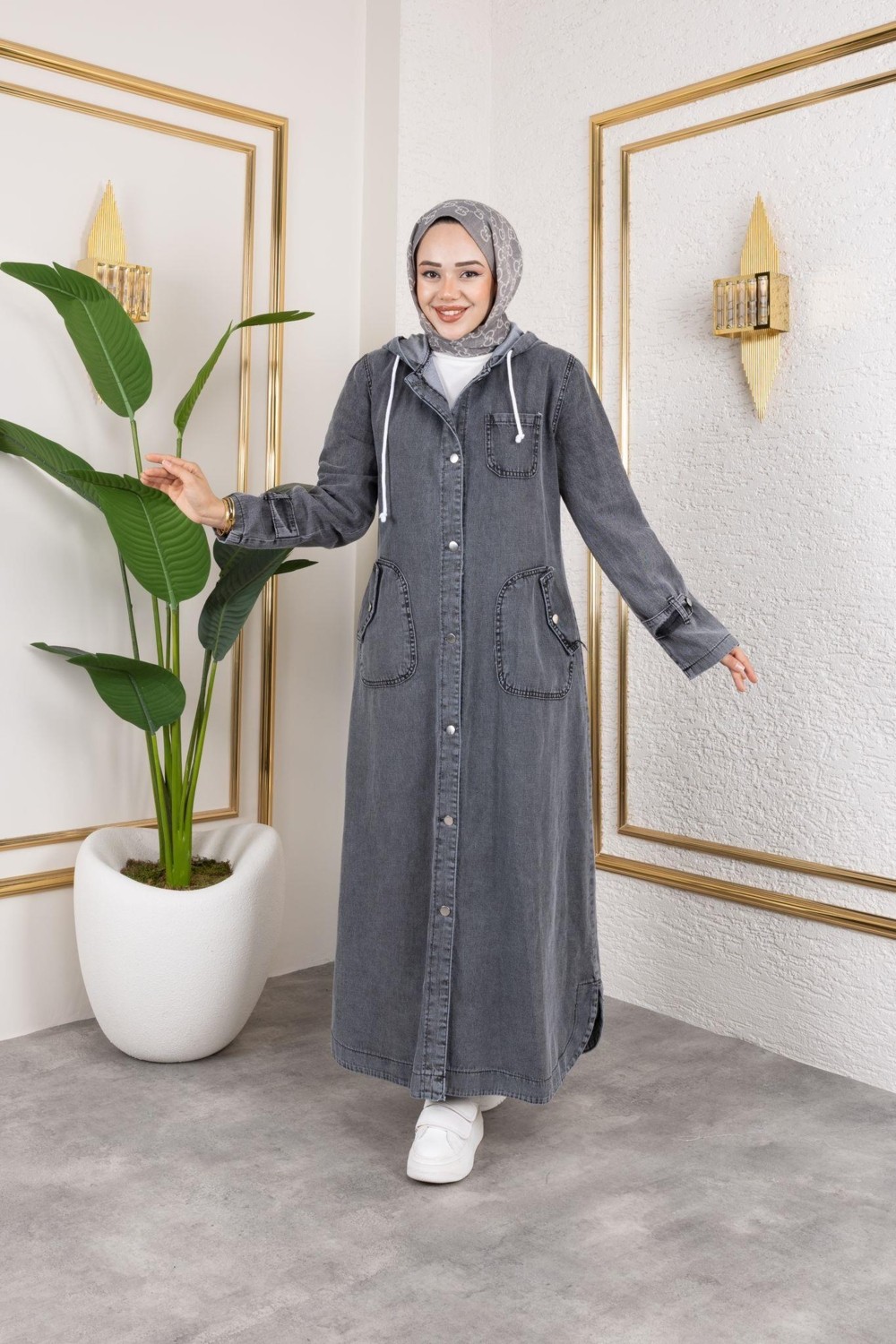 Harman Butik Kadın Cepli Gri Kapüşonlu Denim Trençkot Düğmeli Tasarım ile Modern ve Şık