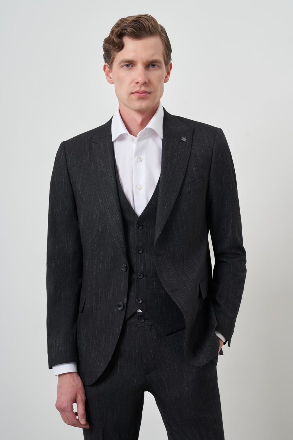 Morven Erkek Siyah Trend Yelekli Slim Fit Sivri Yaka Takım Elbise görsel 3
