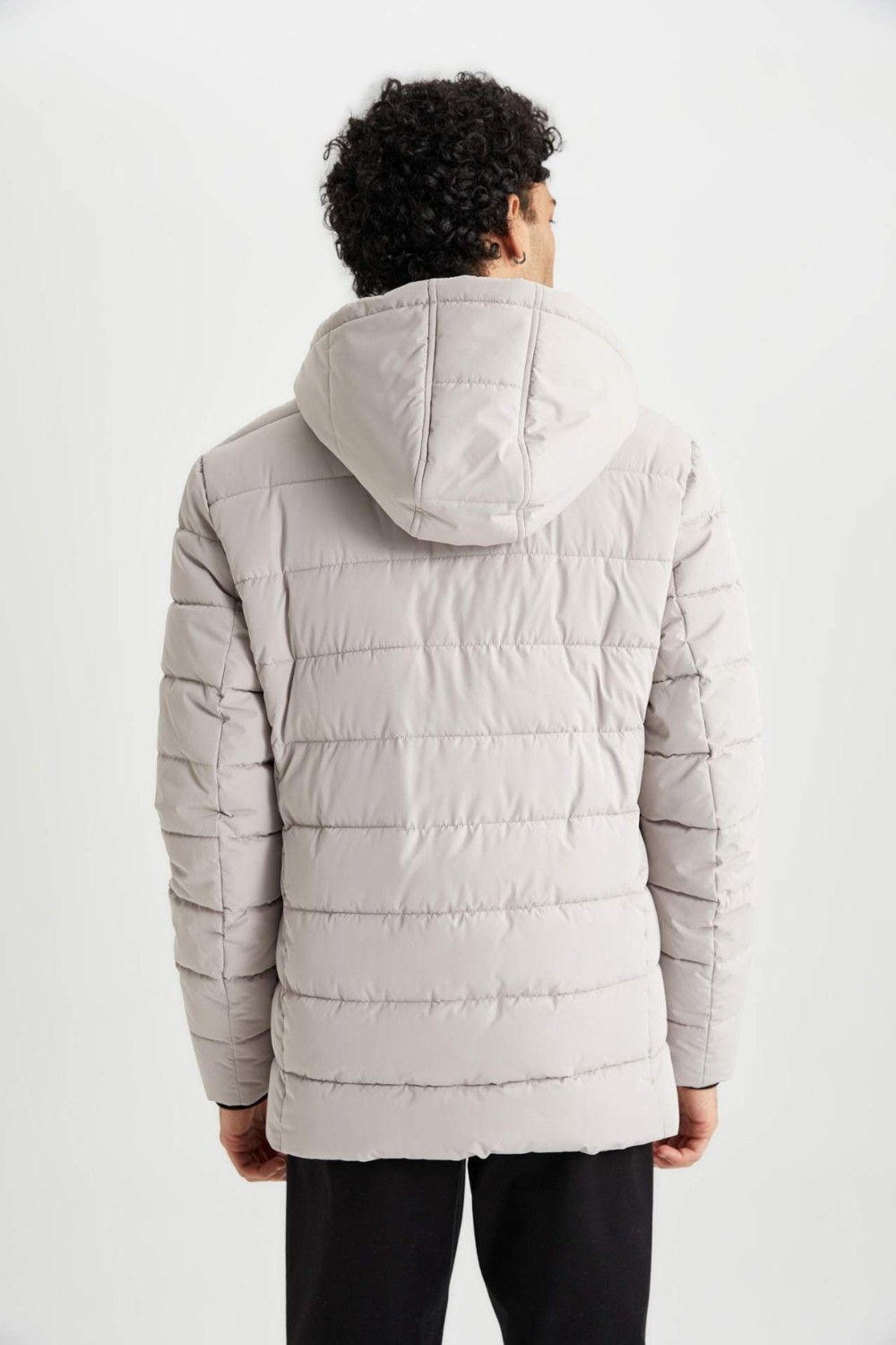 DeFacto Rüzgar Geçirmez Şişme Mont Slim Fit Dar Kesim Kapüşonlu Suni Kürk Astarlı Fermuarlı R0216AZ23AU görsel 8