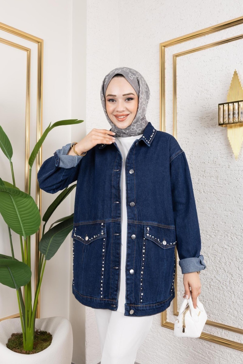 Harman Butik Kadın Cepli Denim Kot Ceket Taş Işleme Detaylı Günlük Kullanım İçin Rahat Tasarım