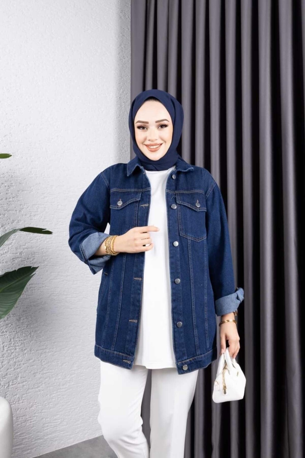 Harman Butik Kadın Siyah Kar Yıkamalı Cepli Denim Kot Ceket görsel 8