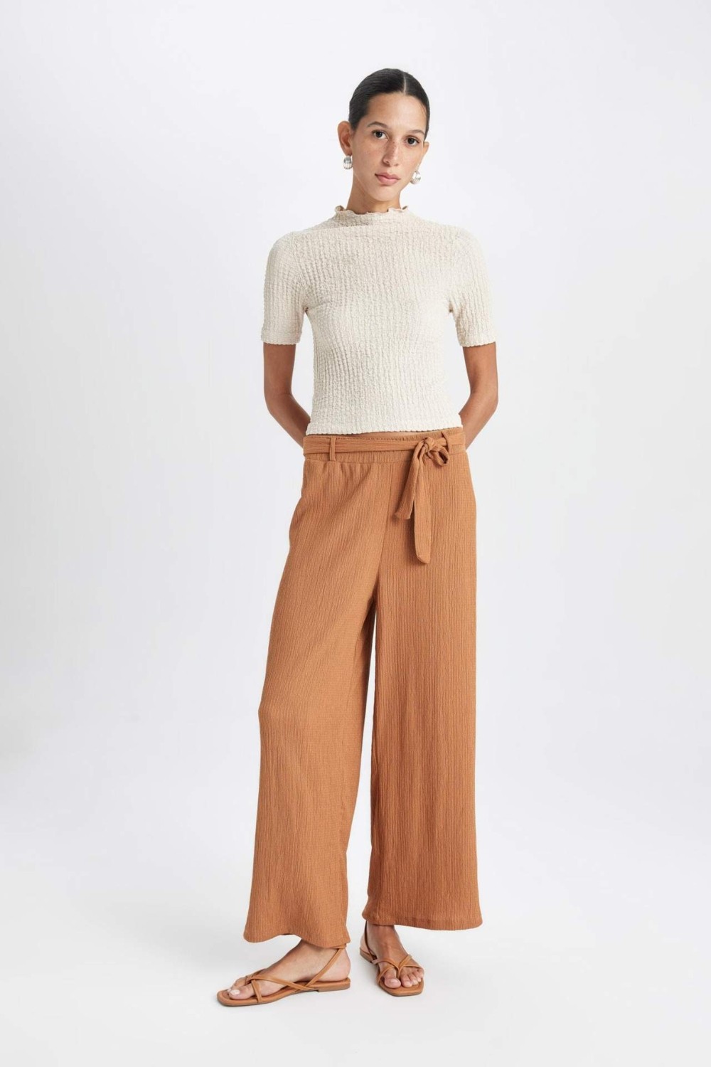 DeFacto Culotte Geniş Paça Bürümcük Kapri görsel 3