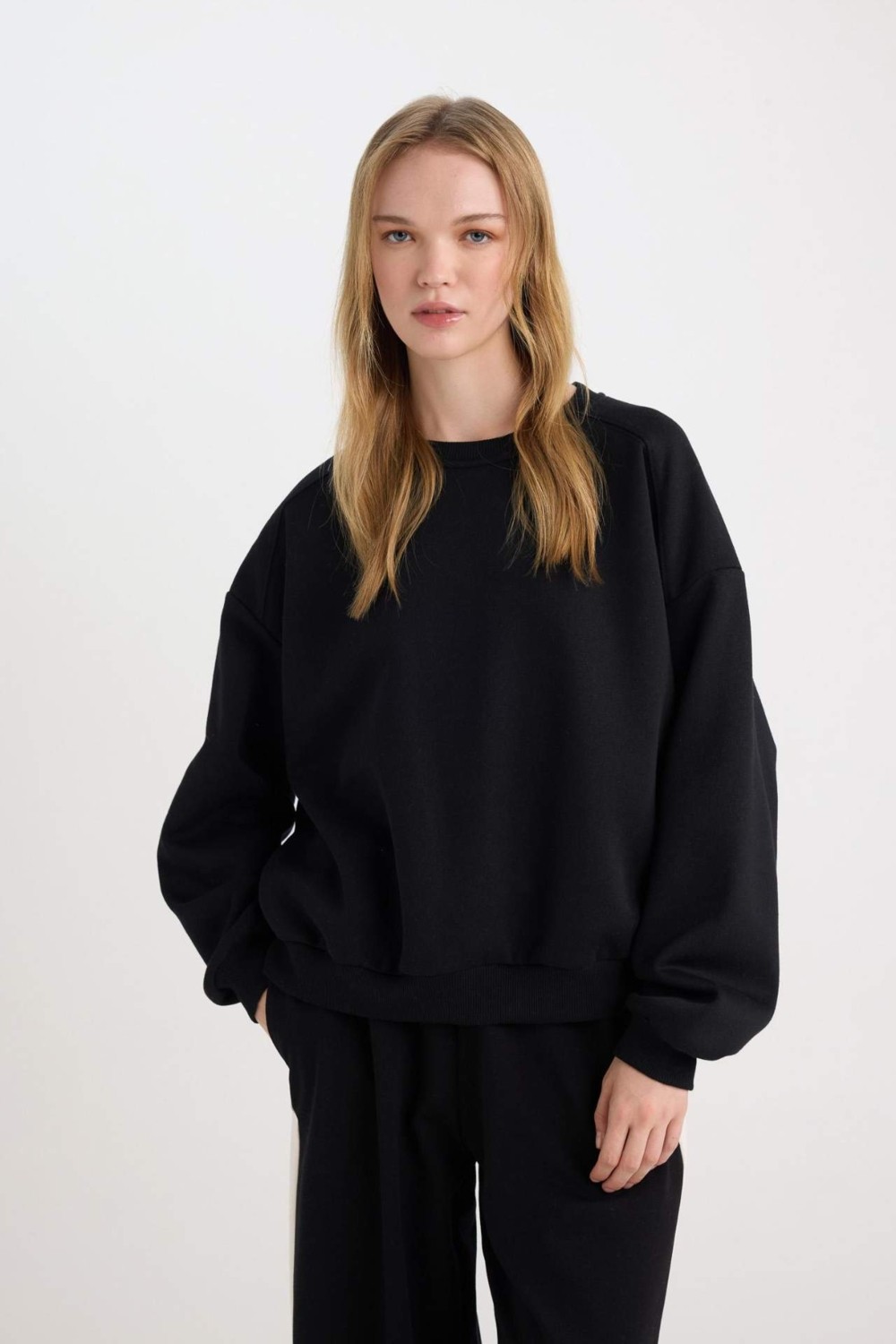 DeFacto Oversize Geniş Kalıp Bisiklet Yaka Basic Düz Kalın Gri Sweatshirt D9022AXNS görsel 7
