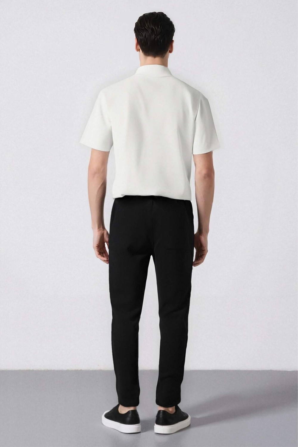 DeFacto Yazlık Jogger Pantolon Beli Bağcıklı Cepli D5966AX25SP görsel 7