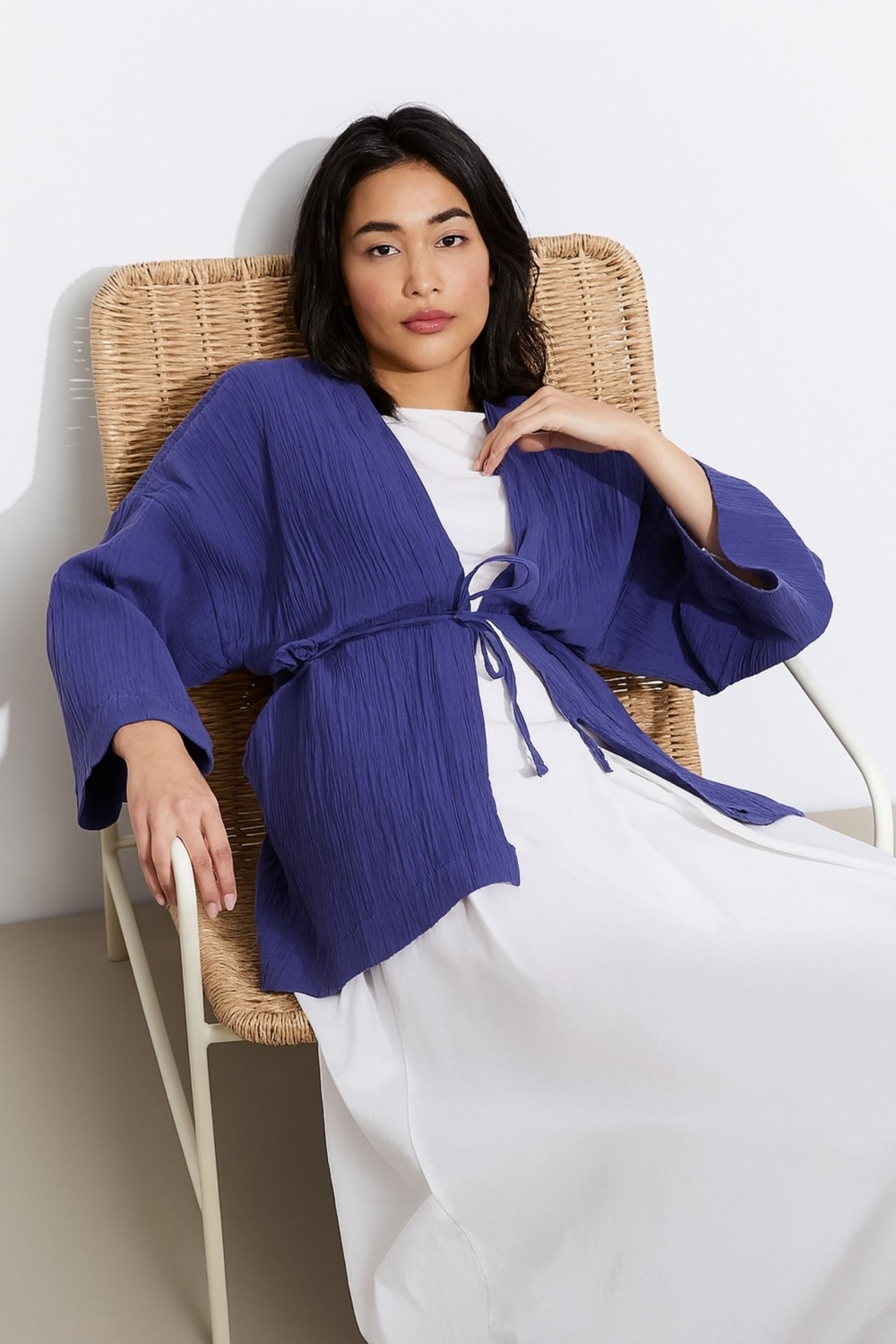 Kübra tekstil Kadın Modern Rahat Kesim Kuşaklı Hafif Kumaş Kimono, Şık ve Zamansız Tasarım görsel 2
