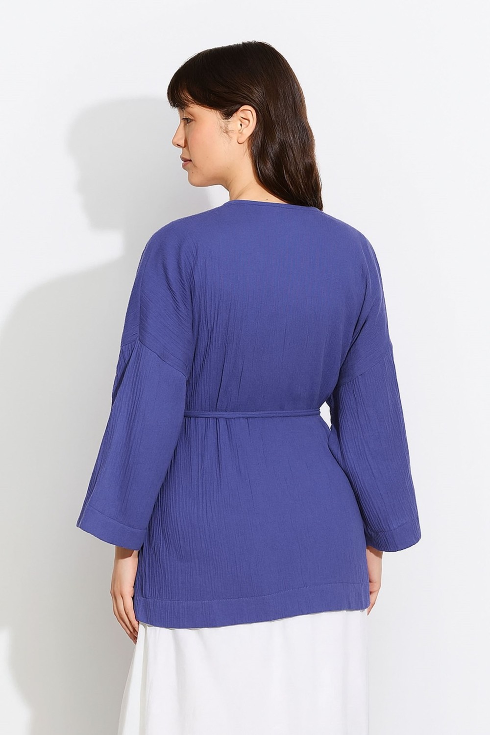 Kübra tekstil Kadın Modern Rahat Kesim Kuşaklı Hafif Kumaş Kimono, Şık ve Zamansız Tasarım görsel 4