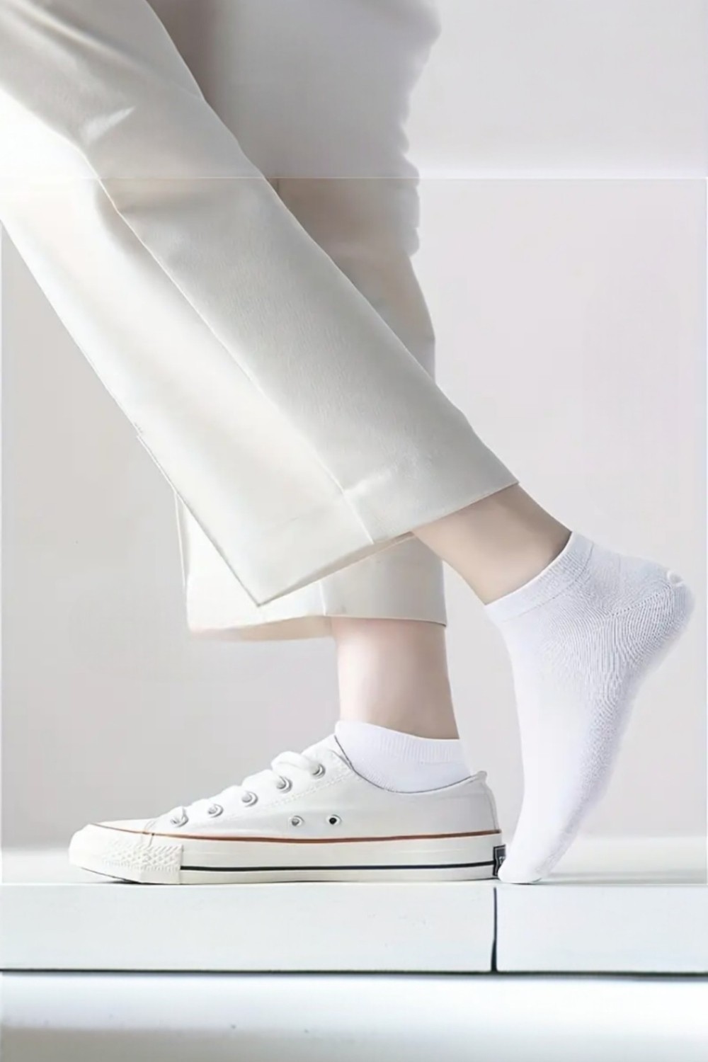 Hitit Socks Kadın 10 Çift Premium Kalite Yüksek Pamuklu Nefes Alan Patik Çorap Siyah-Beyaz görsel 3