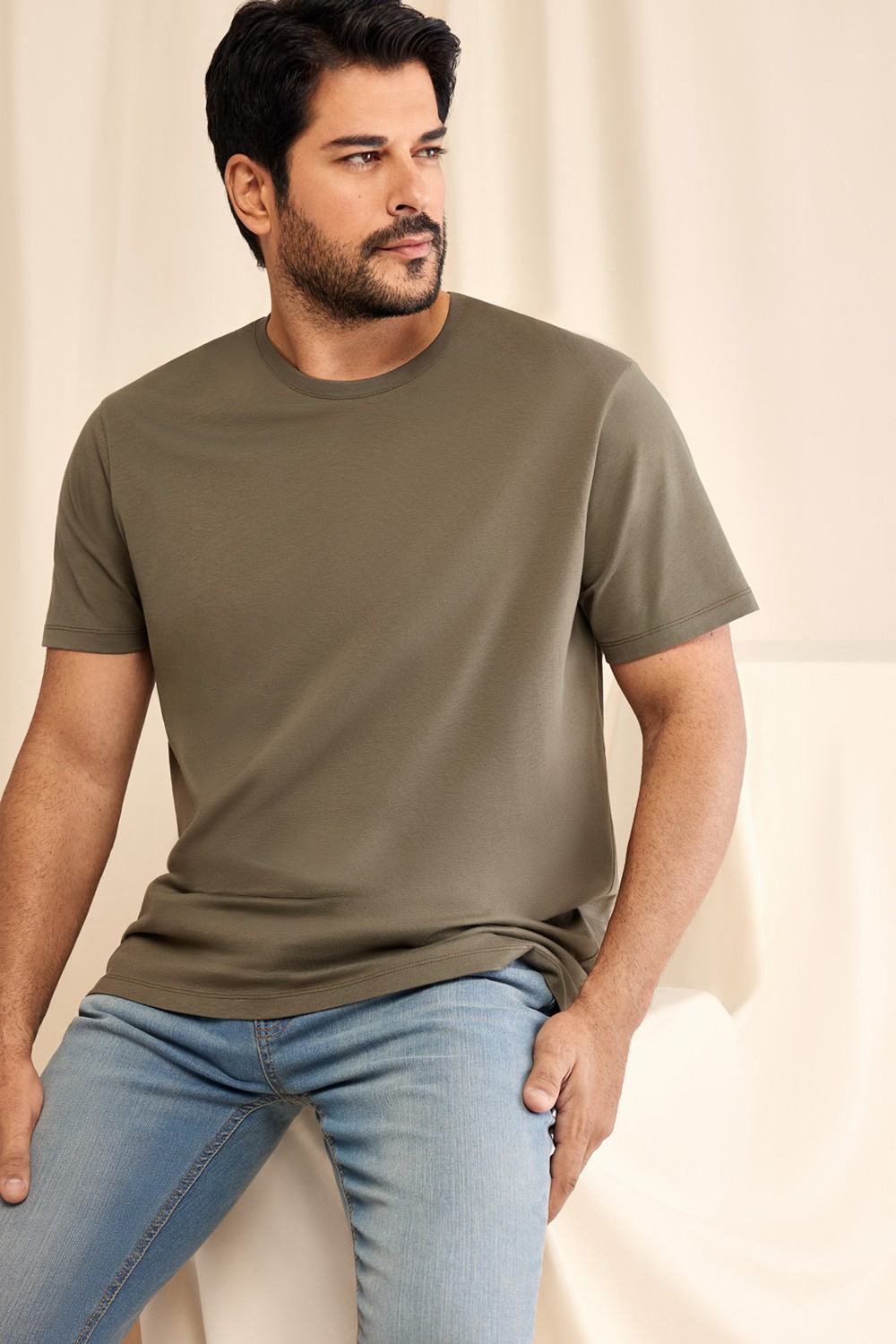 Altınyıldız Classics Erkek Beyaz %100 Pamuk Slim Fit Dar Kesim Bisiklet Yaka Tişört