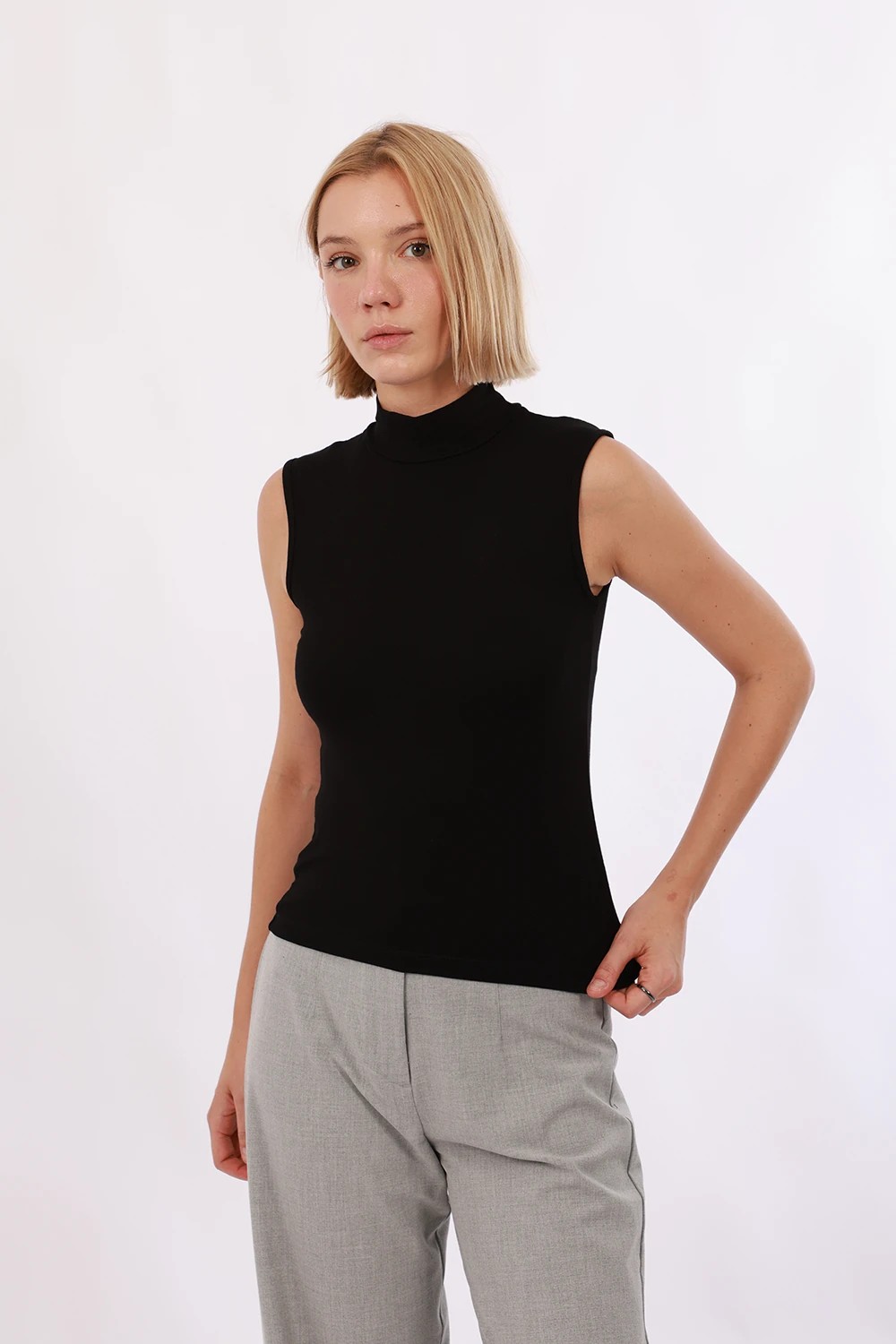 Yade Fashion Kadın Kolsuz Bluz görsel 3