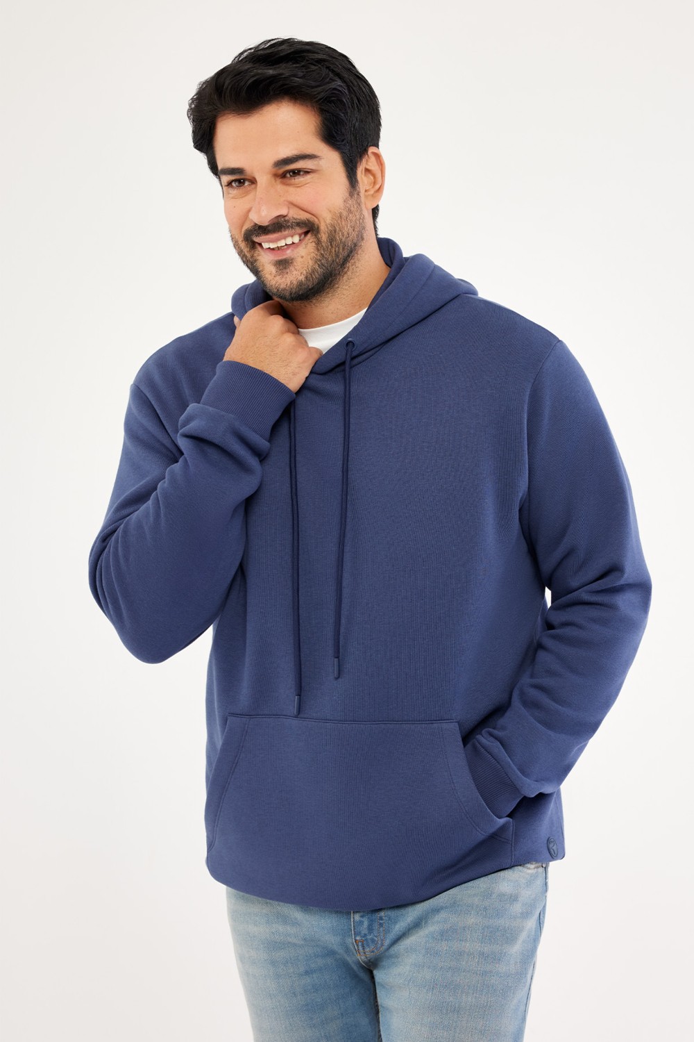 Altınyıldız Classics Erkek Siyah Standart Fit Normal Kesim Içi Polarlı 3 Iplik Kapüşonlu Pamuklu Sweatshirt