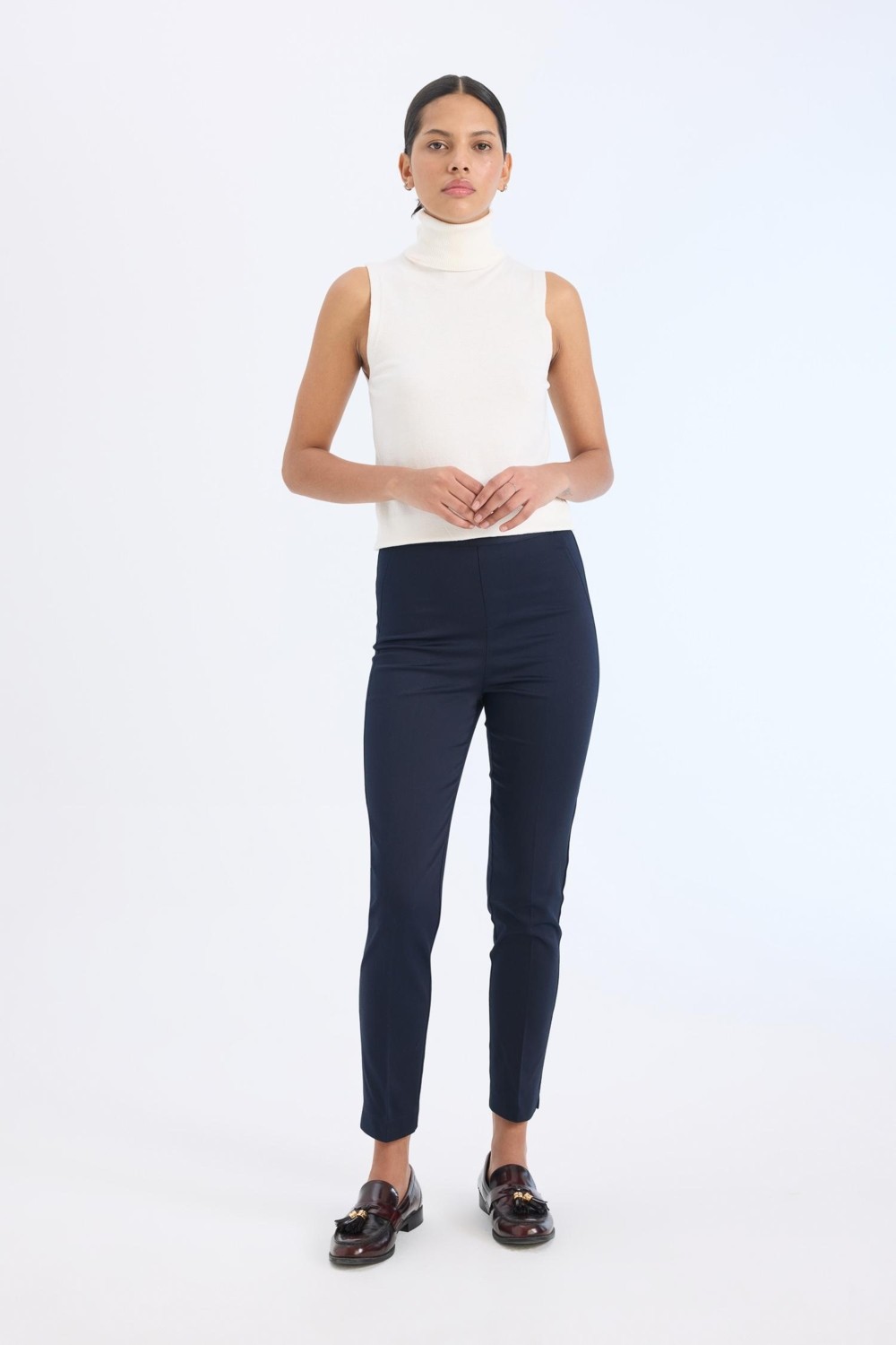 DeFacto Sigaret Saten Kumaş Pantolon Normal Bel Basic Beli Lastikli J8743AZ25SM