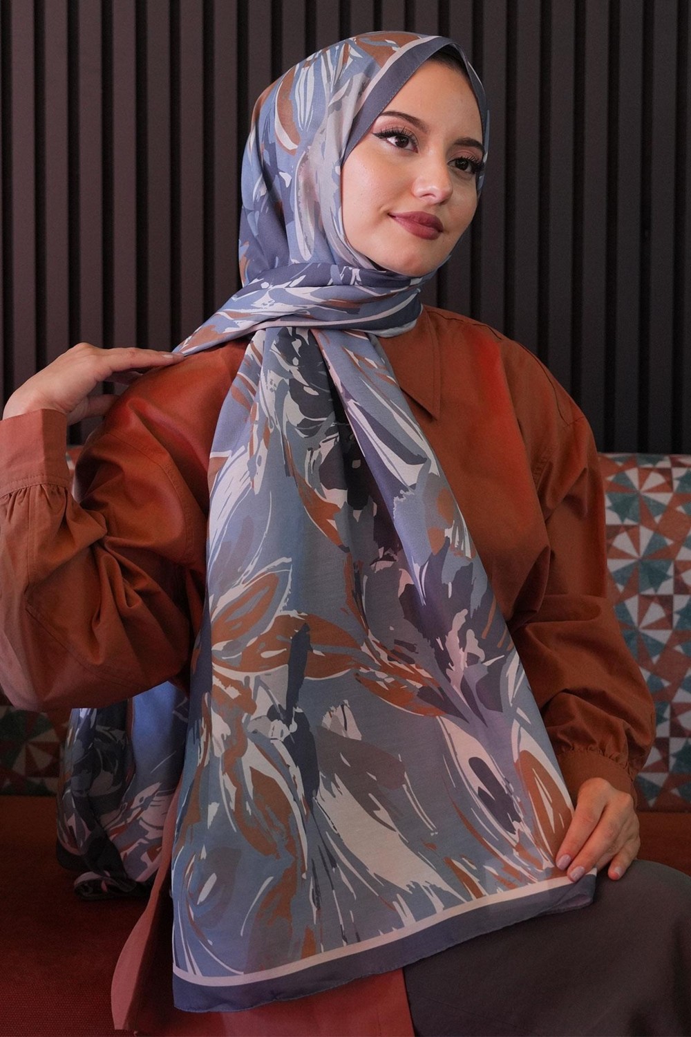 Afvente Zambak Çiçek Desen Siyah Soft Pamuk Şal görsel 5