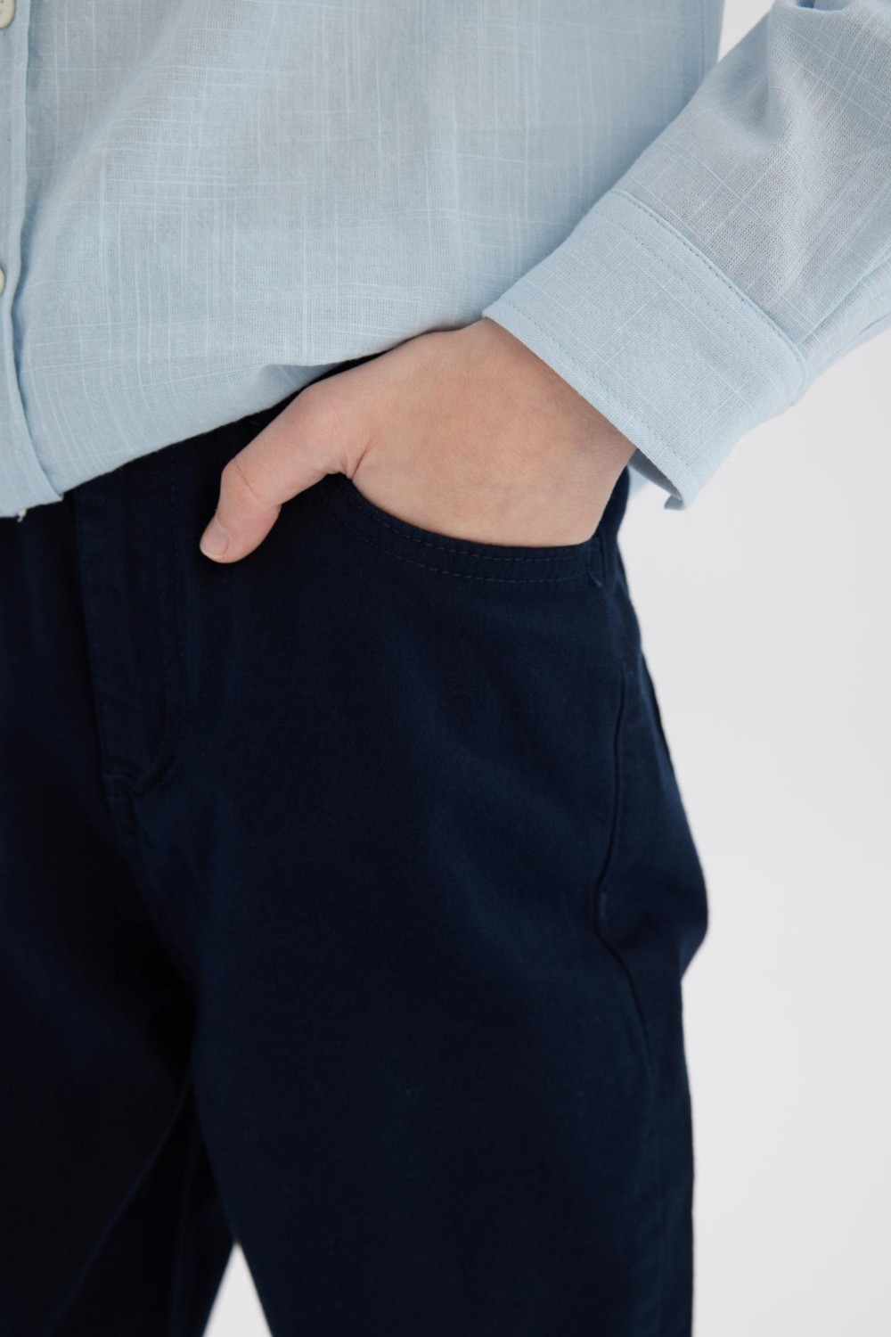 DeFacto Düz Paça Basic Düz Gabardin Pantolon Erkek Çocuk X4224A625SM görsel 8