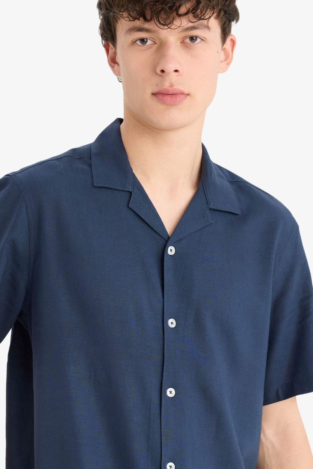 DeFacto Relax Fit Polo Yaka Keten Karışımlı Kısa Kollu Gömlek D9882AX25AU görsel 5