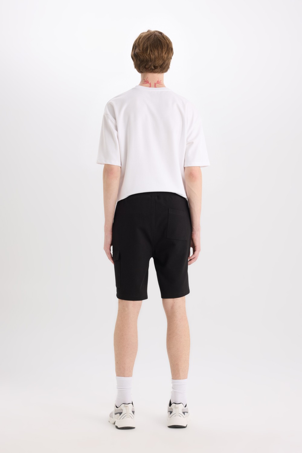 DeFacto Regular Fit Dokulu Düz Paça Kargo Cepli Basic Şort B8796AX25SM görsel 7