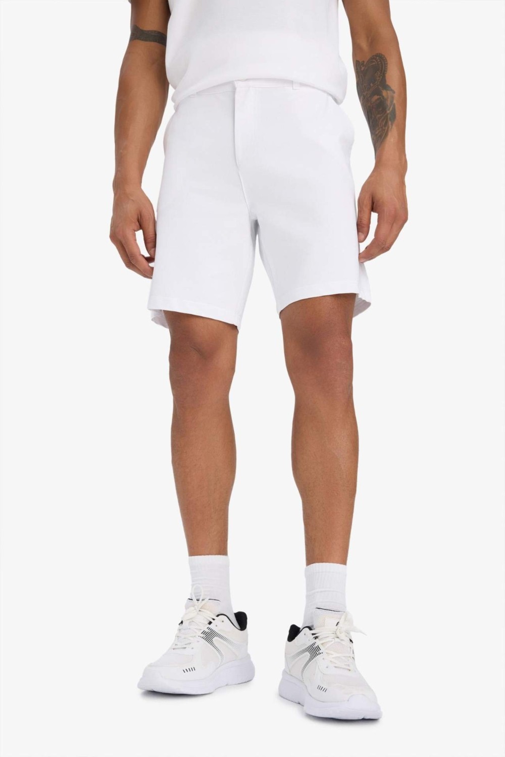 DeFacto Standart Fit Sporcu Kısa Paça Şort B1170AX25SP