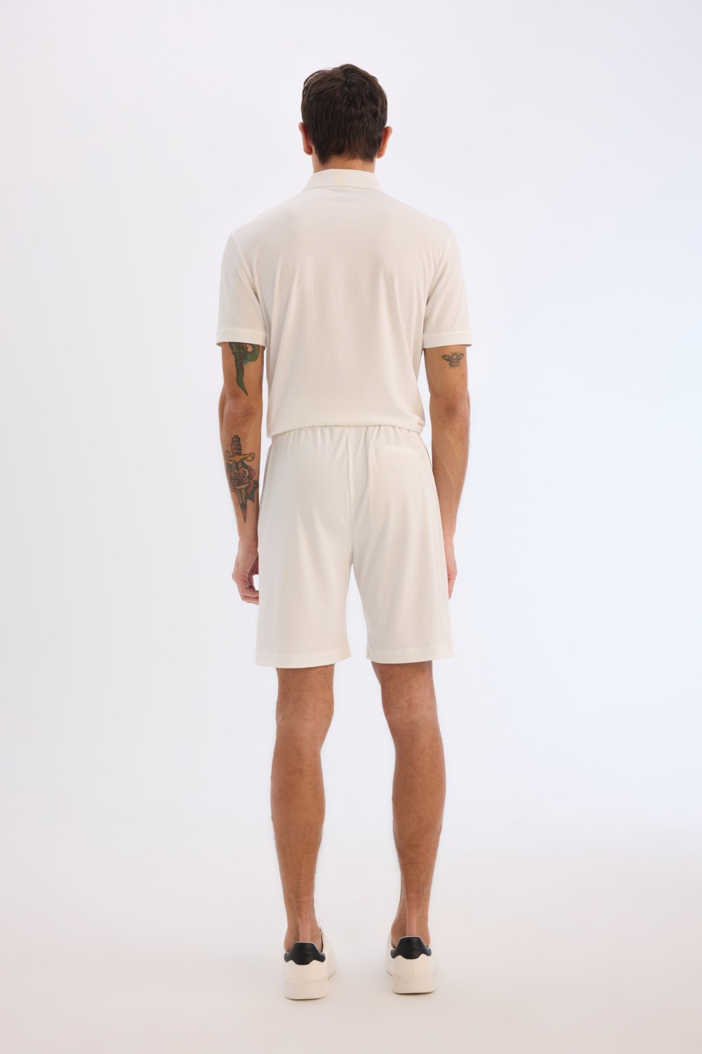 DeFacto Regular Fit Her Yöne Esneyen Krinkıl Bermuda Şort E0980AX25SM görsel 7