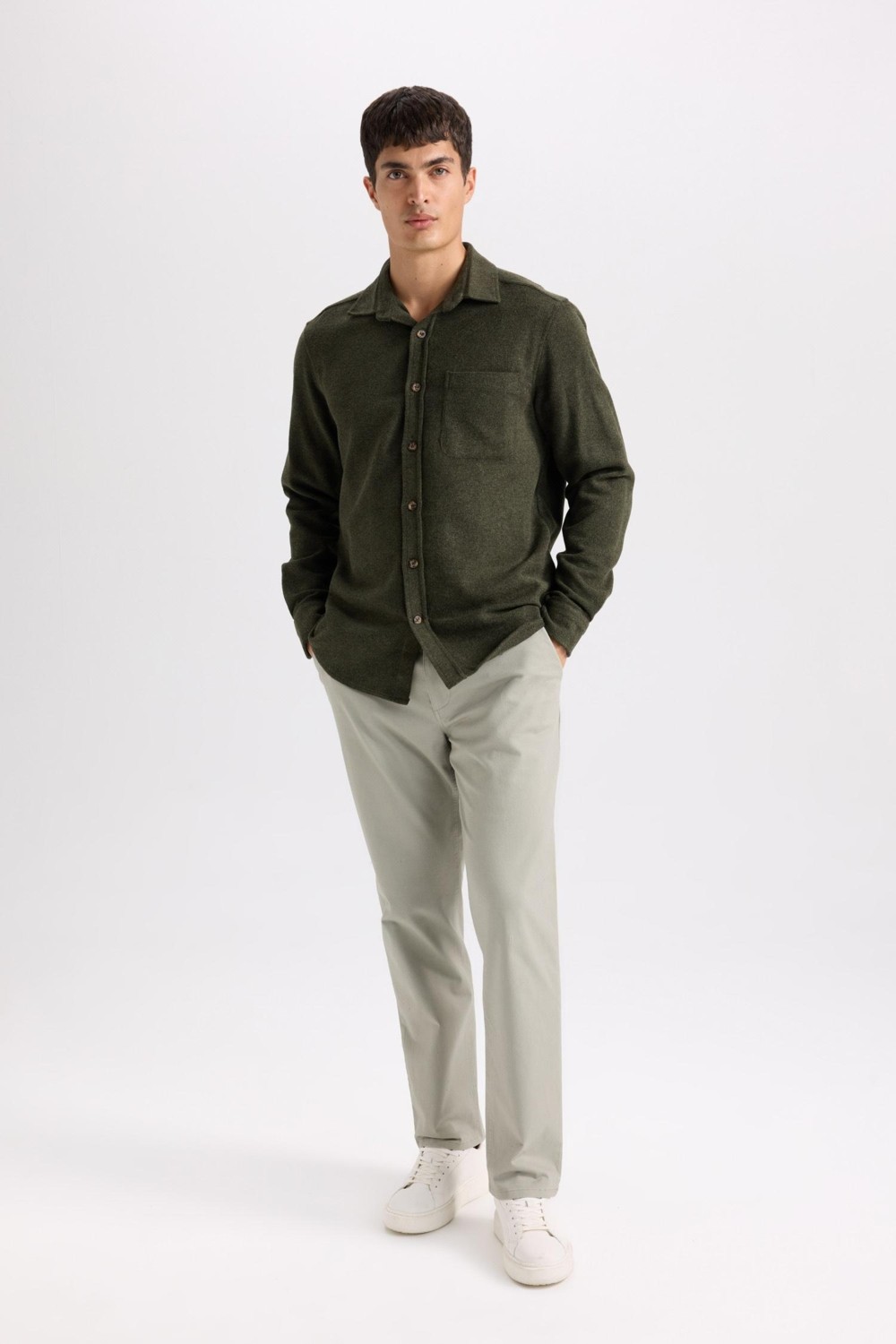 DeFacto Regular Fit Normal Kesim Yazlık Düz Paça Chino Kanvas Pantolon D7349AX25SP