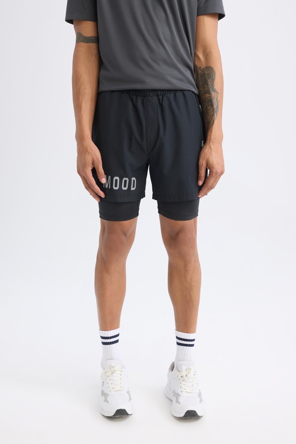 DeFacto Slim Fit Dar Kesim Fermuarlı Telefon Cepli Sporcu Taytlı Şort Z2147AZ25SP görsel 4