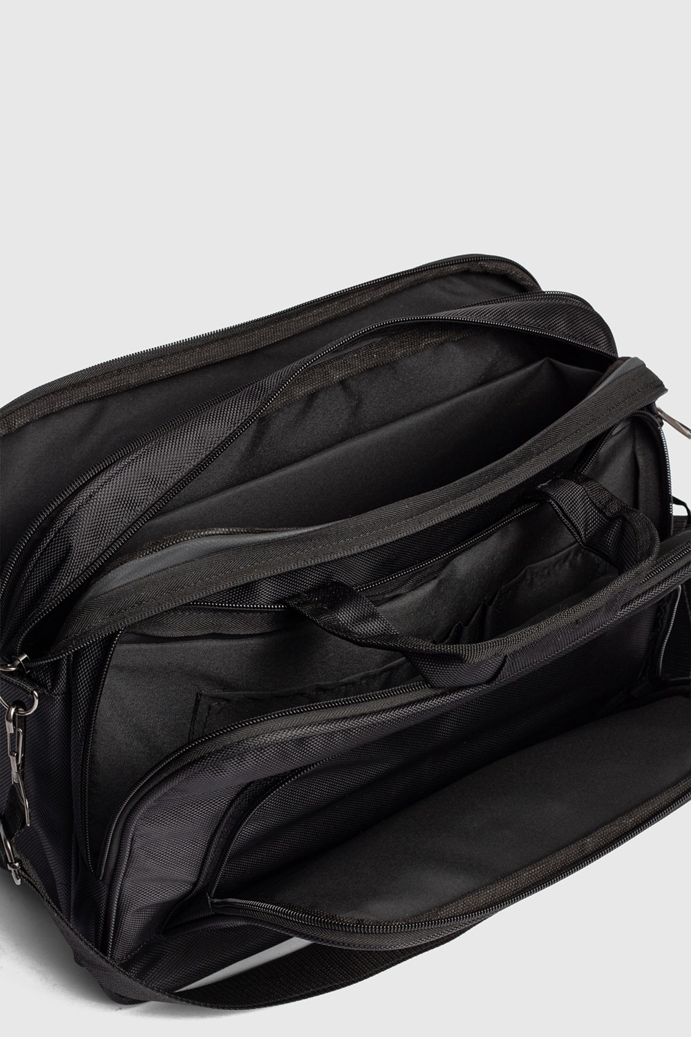 Strong Bag 15.6" Inç Evrak Bilgisayar Notebook Laptop Çantası SE01 görsel 4