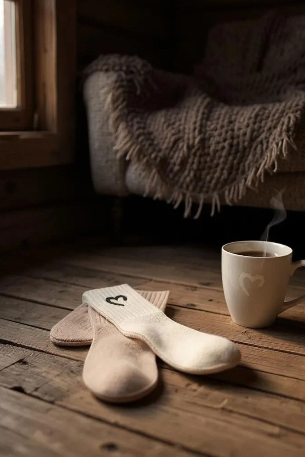 Hitit Socks Kadın 5 Çift Premium Yüksek Pamuklu Yeni Kalp Desenli Casual Çorap Çok Renkli görsel 2