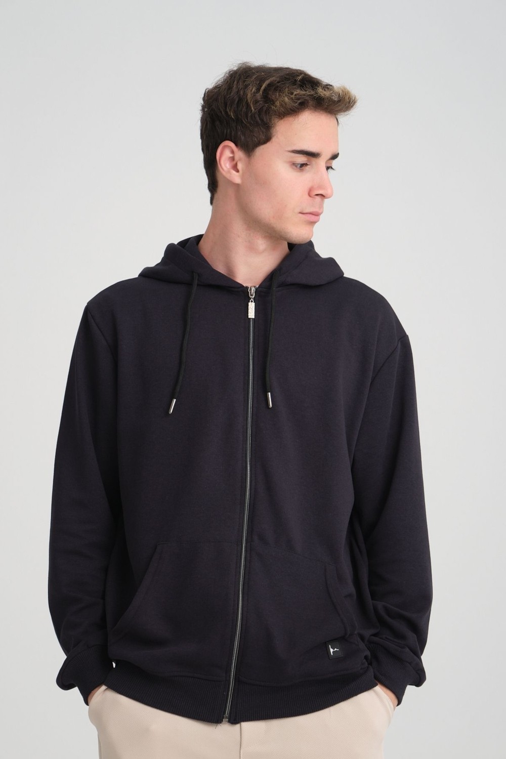 Ing Drop Erkek Yumuşacık Kumaşlı Fermuarlı Nakışlı Kapüşonlu Siyah Sweatshirt görsel 2