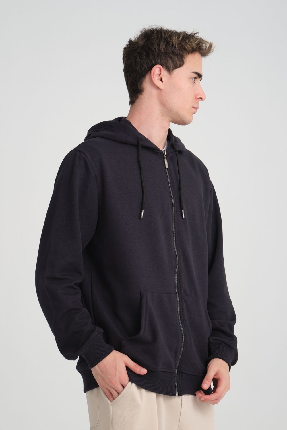 Ing Drop Erkek Yumuşacık Kumaşlı Fermuarlı Nakışlı Kapüşonlu Siyah Sweatshirt görsel 4