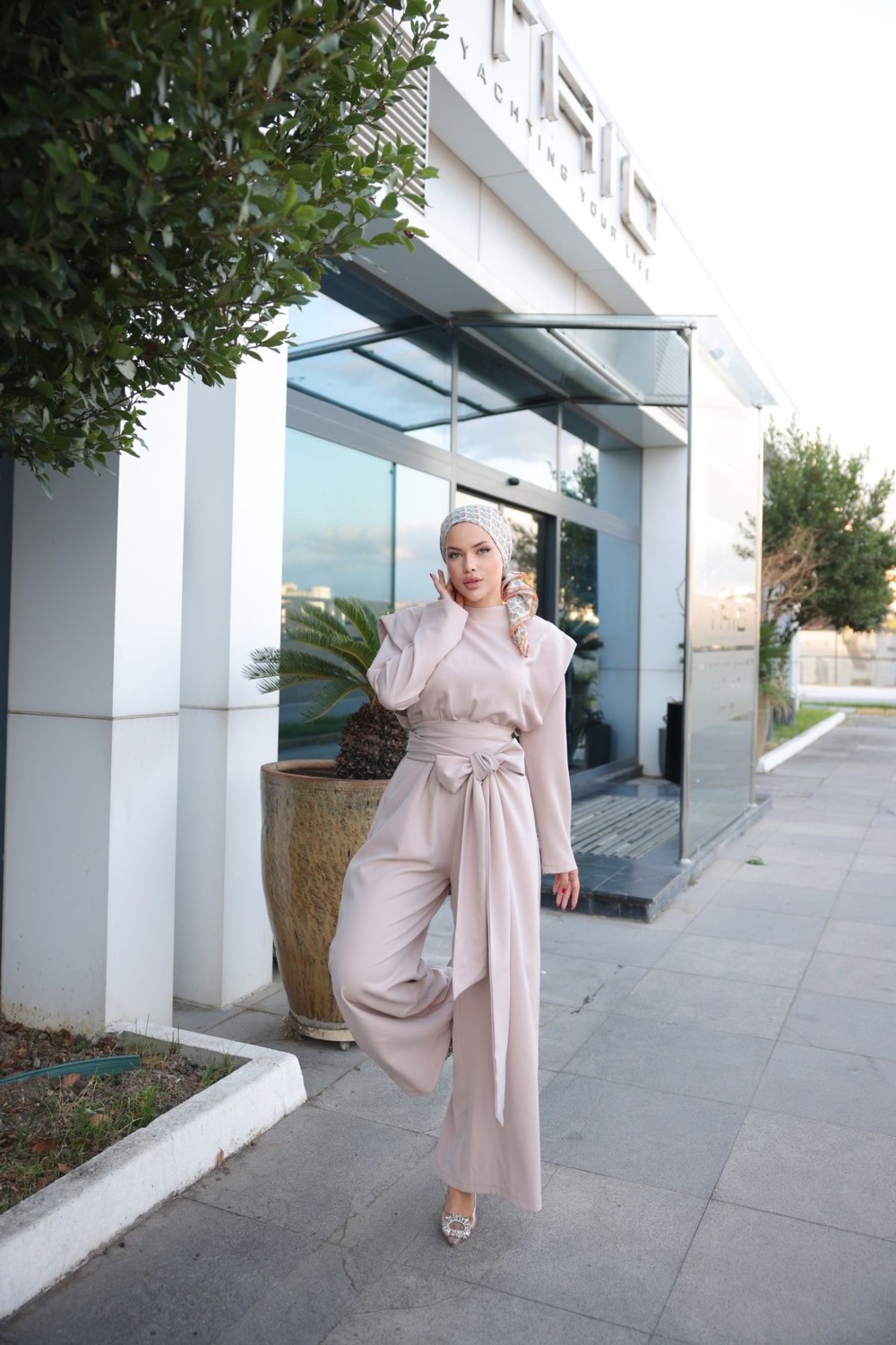 MİMİ LUXURY WEAR Kadin Geniş Kuşak Fermuarlı Tesettür Tulum 513 görsel 3