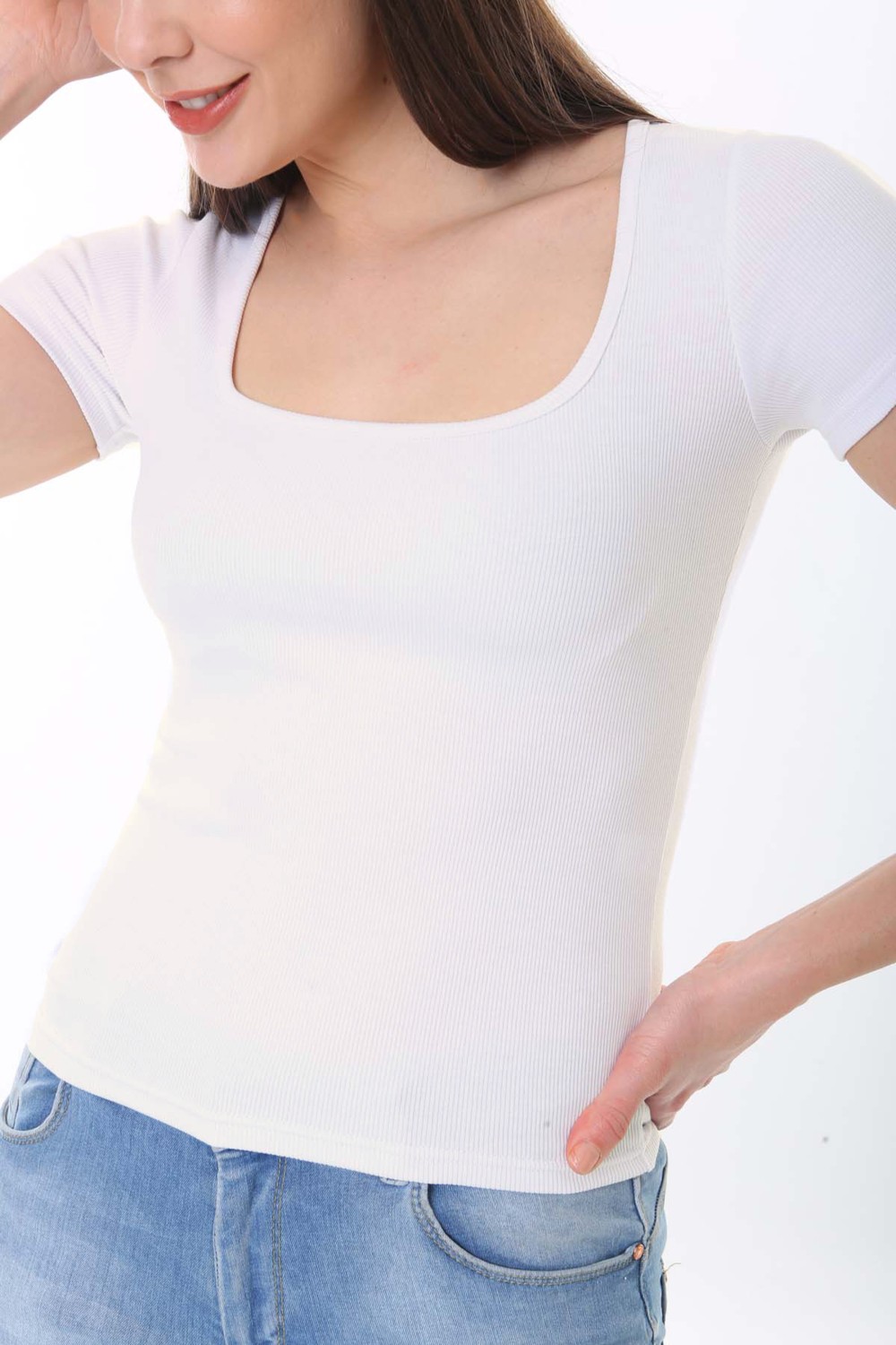 CHEISU Kadın Beyaz Kısa Kol Kare Yaka T-Shirt Bluz Fitilli Kaşkorse görsel 4