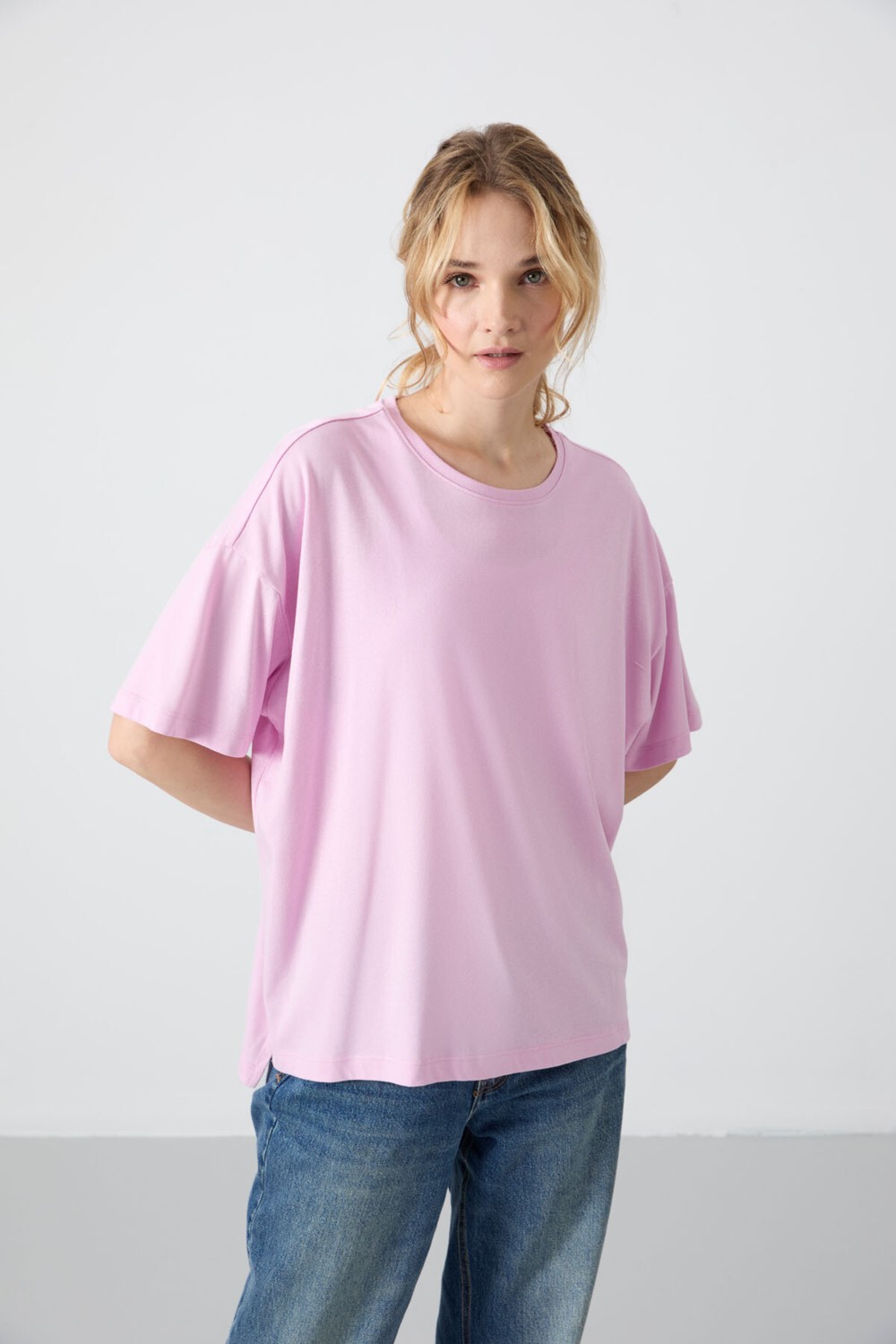 Tommy Life Siyah Penye Modal Yumuşak Tuşeli Oversize Fit Basic Kadın T-Shirt- 97285