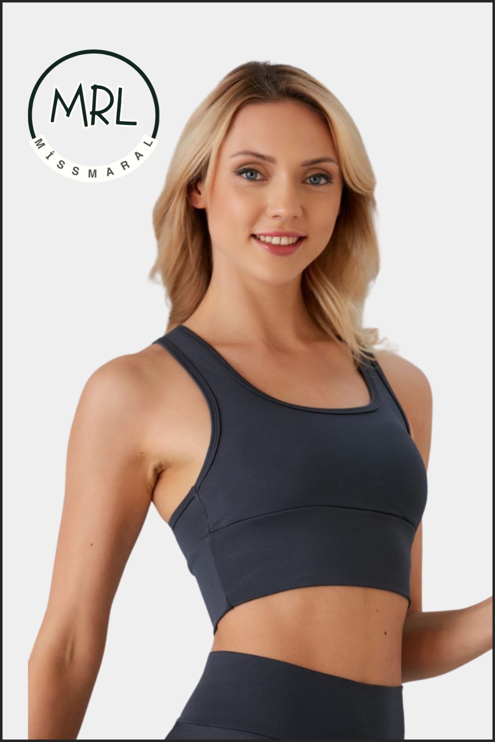 Miss Maral Kadın Siyah Spor Büstiyer Crop Halter Yaka Pedli Toparlayıcı Likralı Dalgıç Havuz Deniz Uygun