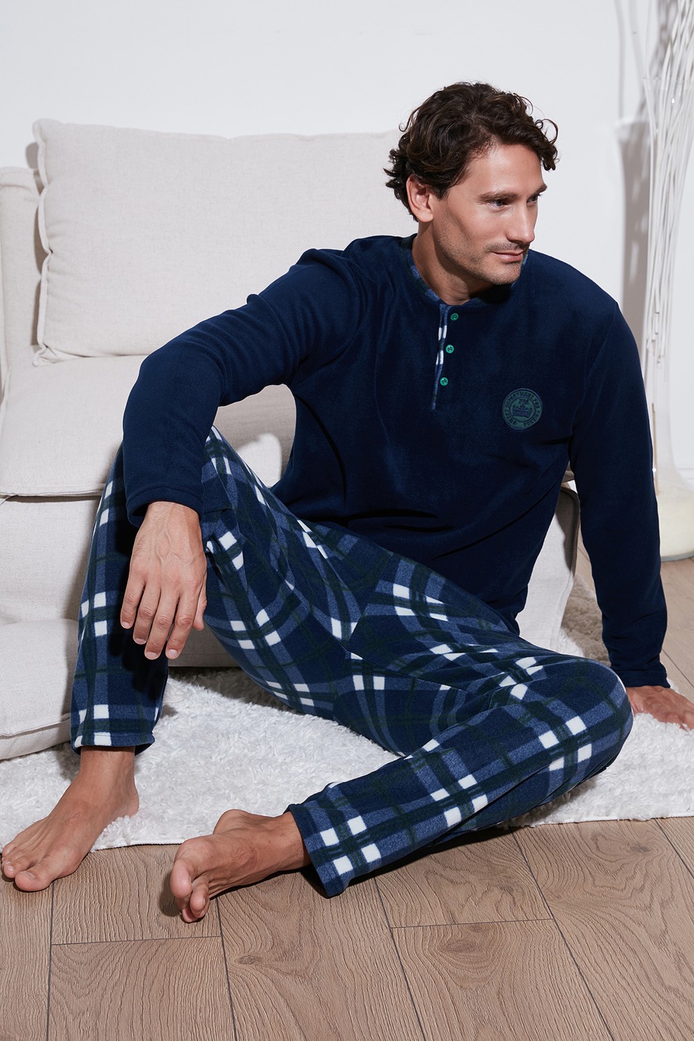 Buratti Regular Fit Bisiklet Yaka Kışlık Yumuşak Dokulu Polar Pijama Takımı Erkek Pijama Takımı 6096100