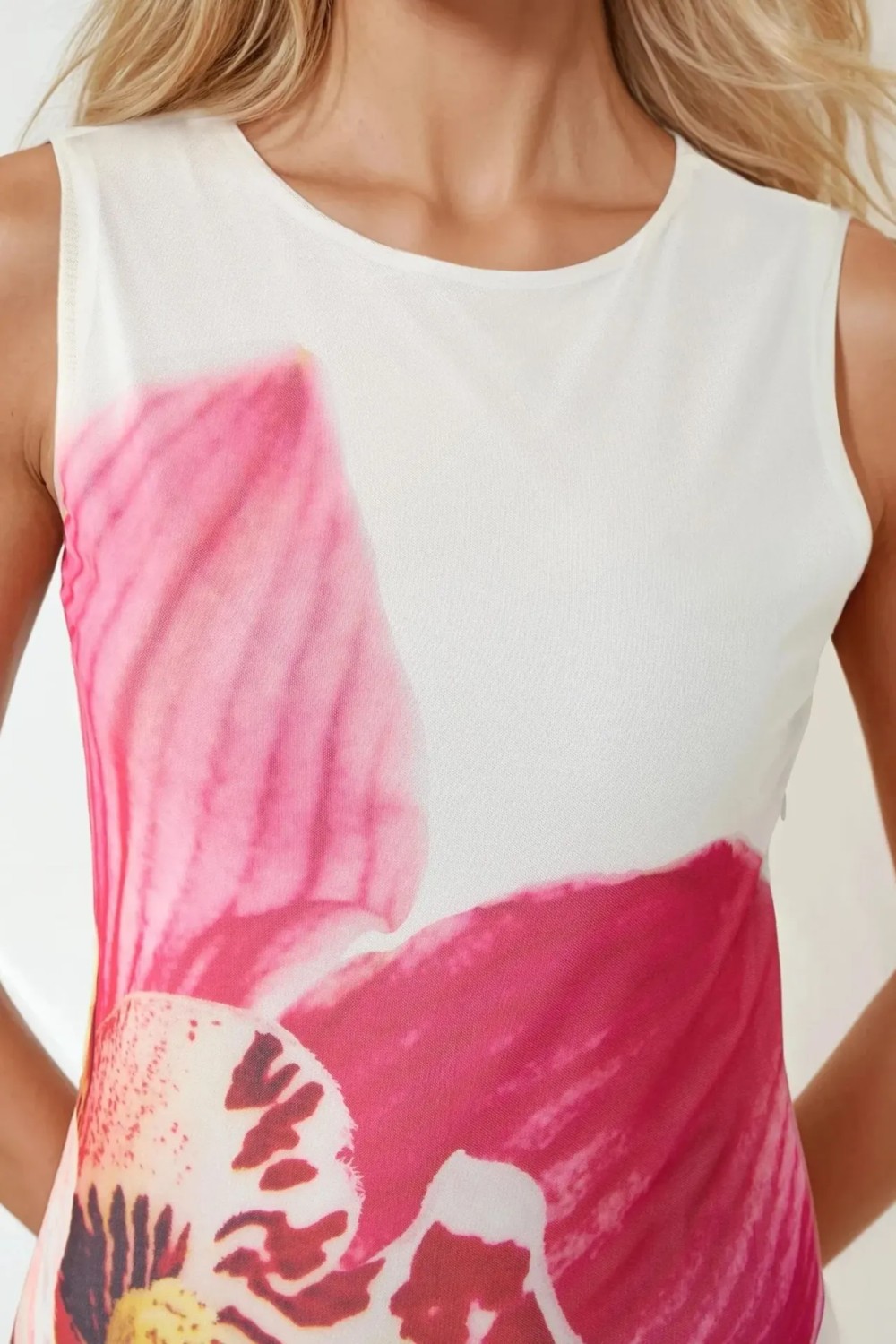 Hiccup Kadınlar Çiçek Desenli Bodycon Mini Elbise Çok Renkli görsel 4