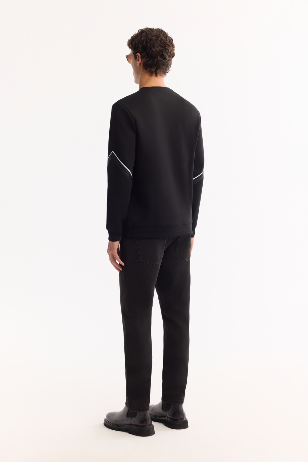 AVVA Erkek Siyah Bisiklet Yaka Pamuklu Bi-Stretch Baskılı Regular Fit Sweatshirt A52Y1258 görsel 4