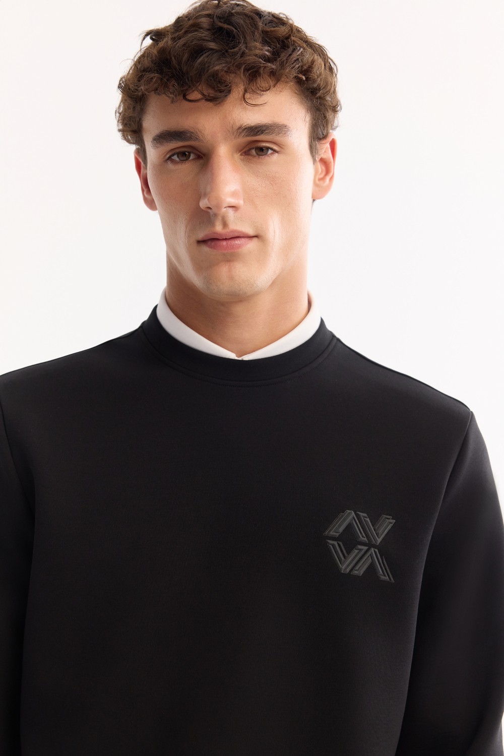 AVVA Erkek Siyah Bisiklet Yaka Pamuklu Bi-Stretch Basic Regular Fit Sweatshirt A52Y1328 görsel 7
