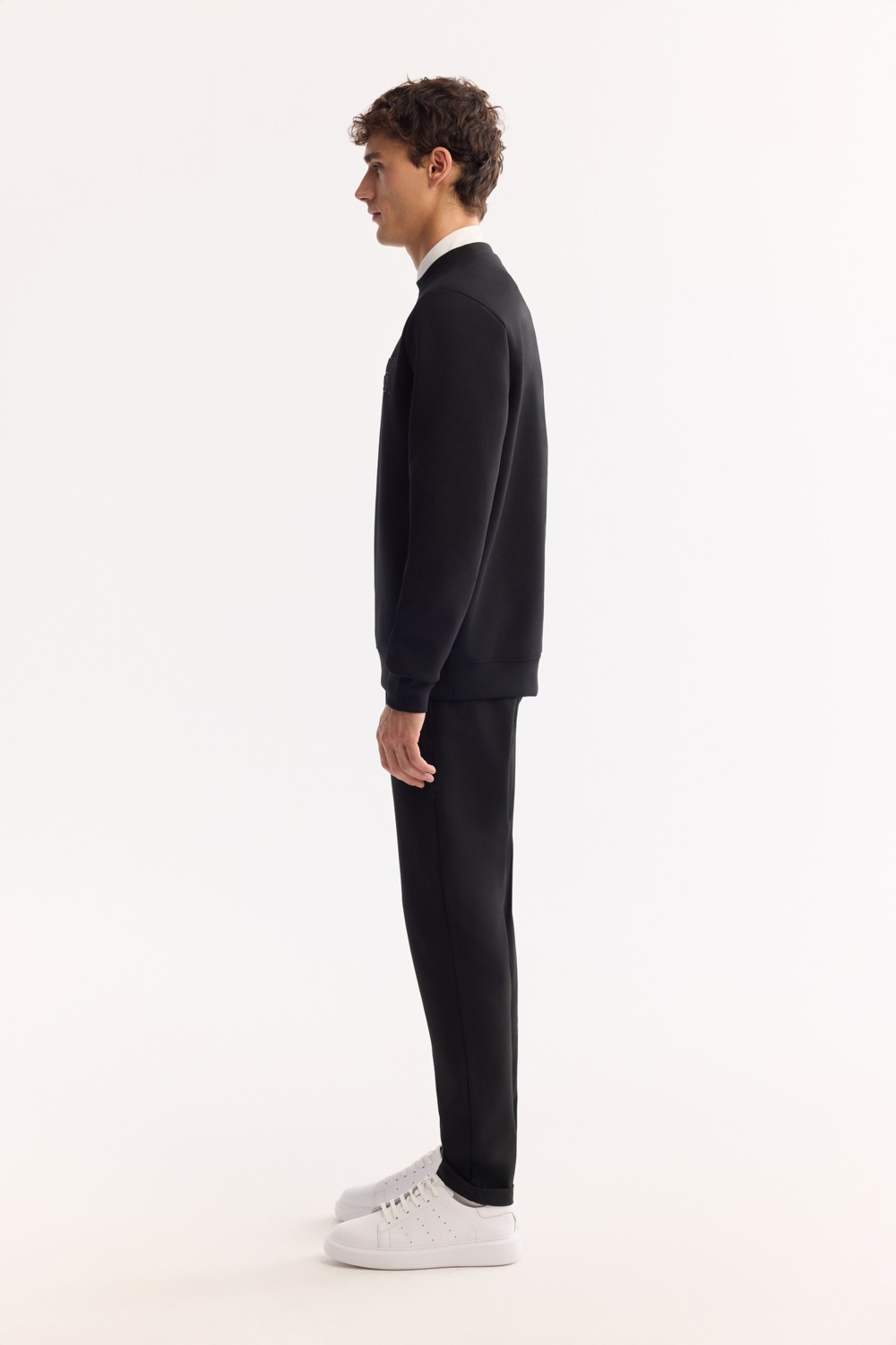 AVVA Erkek Siyah Bisiklet Yaka Pamuklu Bi-Stretch Basic Regular Fit Sweatshirt A52Y1328 görsel 8