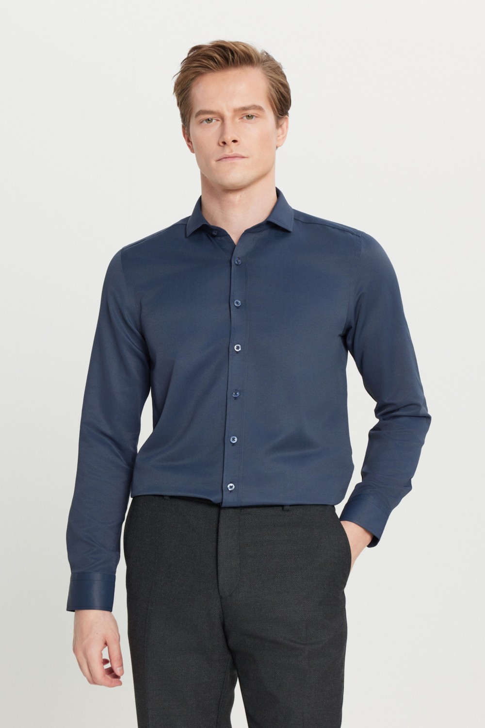 Altınyıldız Classics Erkek Beyaz Kolay Ütülenebilir Slim Fit Dar Kesim Italyan Yaka Armürlü Gömlek