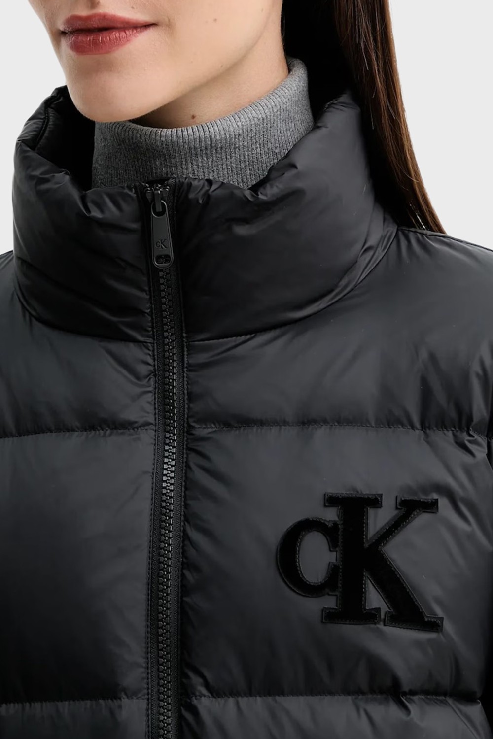 Calvin Klein Kapitoneli Logolu Boxy Fit Dik Yaka Şişme Ceket LV047D503GUB1 Bayan Ceket LV047D503G Ub1 görsel 4