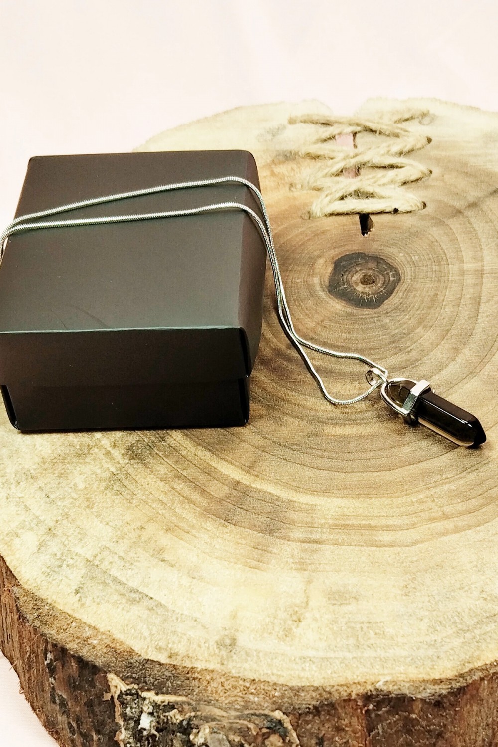 Marsilyan Dumanlı Kuvars Doğal Taşı Zincirli El Yapımı Tasarımlı Kolye Uç: 3,5 cm Zincir: 20 cm Kutulu görsel 3