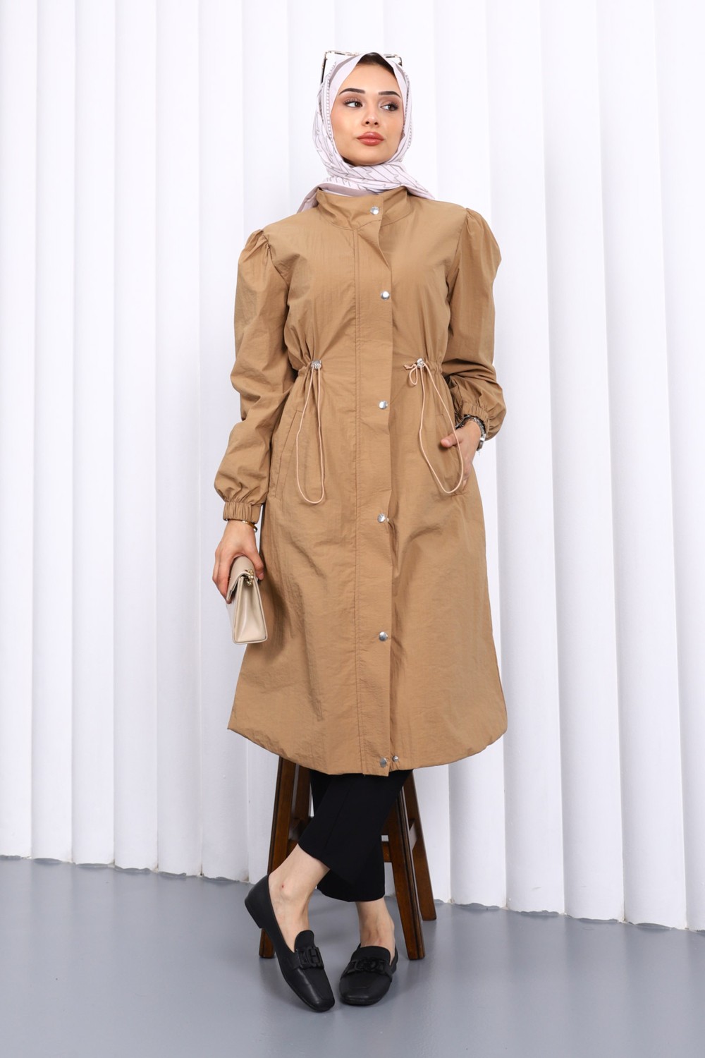 İmaj Butik Siyah Çıtçıtlı Bel Lastikli Trençkot