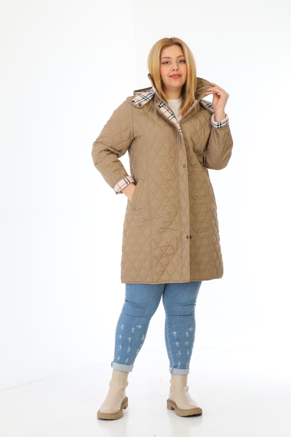 TUTveAL Collection Kadın Uzun Suya Dayanıklı Kapitone Kapüşonlu Kapitone Mont Büyük Beden Kapitone Ekoseli Kapitone görsel 7