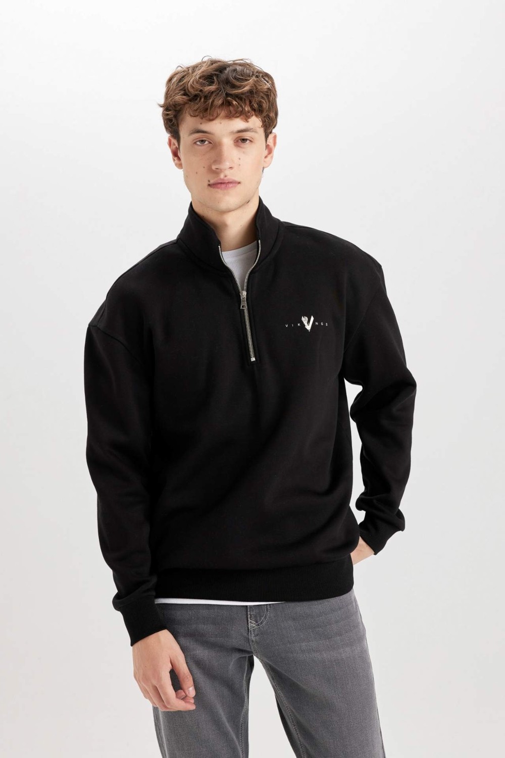 DeFacto Vikings Boxy Fit Dik Yaka Baskılı Sweatshirt D6769AX25SP görsel 8