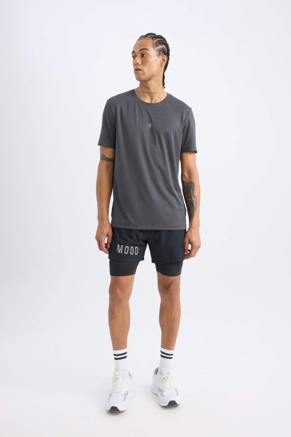DeFacto Slim Fit Dar Kesim Fermuarlı Telefon Cepli Sporcu Taytlı Şort Z2147AZ25SP görsel 7